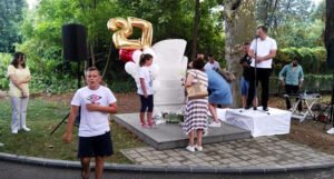 Dženan Memić danas bi slavio 27. rođendan: “I danas je kod kuće njegova omiljena torta”