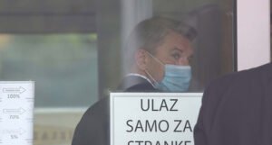 Bosna i Hercegovina mora Šemsudinu Mehmedoviću isplatiti 3.000 maraka