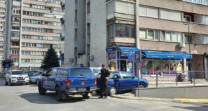 U haustoru u Sarajevu prilikom popravke lifta, pronađena granata