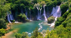 Znatan porast broja posjeta stranih turista vodopadu Kravica