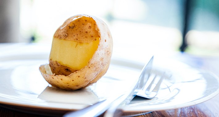 Evo kako primijetiti da krompir više nije dobar za jelo i da je opasan po zdravlje