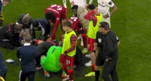 Fudbaler Liverpoola slomio nogu, saigrači u šoku