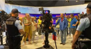 Oštar protest RTV Slovenija zbog upada “antivaksera”