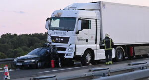 Državljanin BiH se kamionom zabio u automobil, poginulo dijete, troje povrijeđenih