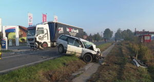 Teška nesreća kod graničnog prijelaza: Žena poginula u sudaru kamiona i automobila