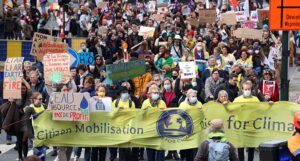 Stotine aktivista okupilo se u Belgiji kako bi ukazali na klimatske promjene