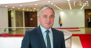 Borenović: Hitno ukinuti akcize na gorivo i smanjiti PDV na osnovne životne namirnice
