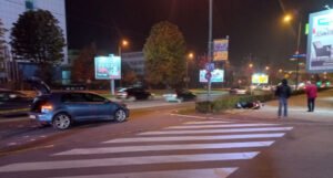 Nesreća u Sarajevu, motociklista prebačen na KCUS