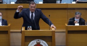 Dodik kaže da mu porodica jedva preživljava: Niko nema posla, sin mi nije zaposlen