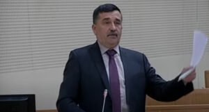 Lovrinović pozvao SDA da napusti vlast, traži smjenu Turković i Cikotića