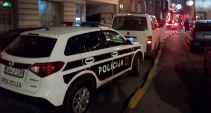 Dva napada pasa u Sarajevu, žena teško povrijeđena, policajac pucao da spasi djecu