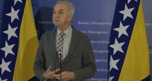 Šarović: Treba smijeniti cijelo Vijeće ministara BiH, narodu bi laknulo