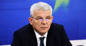 Džaferović: U Vukovar sam išao da odam poštovanje žrtvama, a ne da se družim s Milanovićem