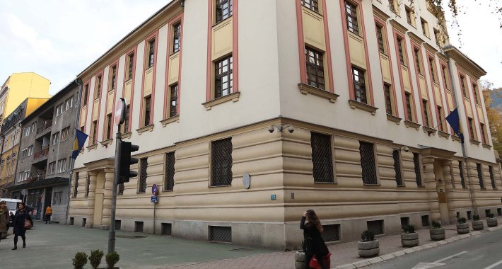 Troje maloljetnika osumnjičenih za ubistvo starice u Sarajevu predato Tužilaštvu