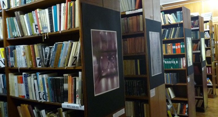 Zenička biblioteka “Mjesec knjige” otvara večeras gostovanjem Dževdeta Tuzlića