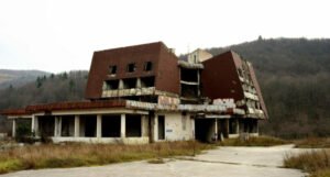 Obilježena mjesta stradanja u Bugojnu, Trnovu i Hadžićima: Znak da je nekom stalo i da empatija postoji
