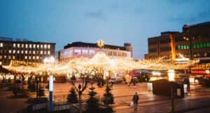 Evropa ponovo uvodi restrikcije uoči božićnih i novogodišnjih praznika