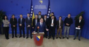 Osam stranaka napravilo Sporazum o formiranju parlamentarnih većina u BiH
