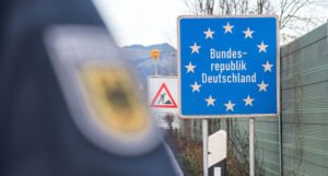 Novi trend su “tank-turisti”: Jedan je uhvaćen na granici Njemačke, platit će 2250 eura kazni