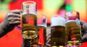 Ispijanje četiri čaše piva ili vina sedmično povećava rizik od demencije