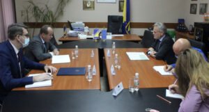 Podžić i Sattler razgovarali o trenutnoj političkoj situaciji u BiH