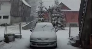 Snijeg zabijelio dijelove Hrvatske, stiže i u BiH