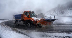 Snijeg stvara probleme vozačima u BiH, evo gdje je situacija najteža