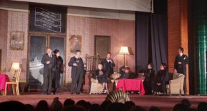 Narodno pozorište iz Sarajeva u Goraždu izvelo predstavu “Ožalošćena porodica”
