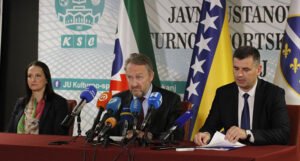 SDA osudila antiustavno djelovanje SNSD-a, pozivaju NATO i EUFOR da pojačaju snage u BiH