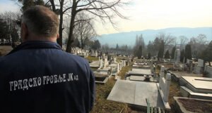 Rat za mrtve: Milionski monopol nad preminulim od korone