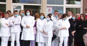 Zdravstveni radnici u Konjicu i dalje bez plaće, ljekari najavili odlazak