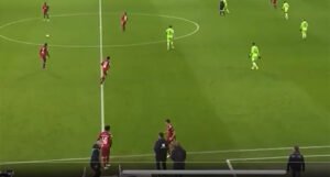 Igrač Bayerna usred utakmice pobjegao s terena: Nije mogao više izdržati