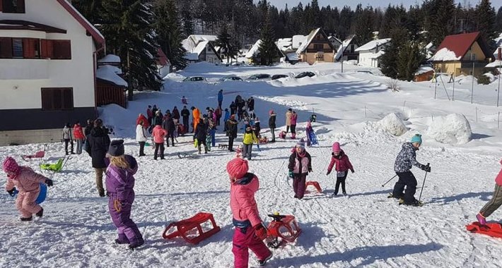 Ski centar Ponijeri kod Kaknja sutra otvara staze za skijanje i sankanje