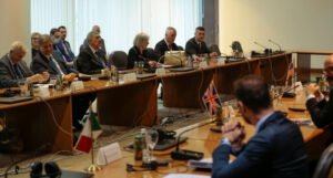 Ambasadori Quinte: Donijeti zakon o zabrani negiranja genocida u Parlamentu BiH