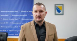 Grubeša potpisao: Ratni zločinac Rade Garić izmješten u Srbiju