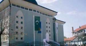 Identifikovane dvije osobe koje su učestvovale u incidentu ispred Atik džamije u Janji