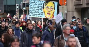 U Briselu protesti protiv obavezne  vakcinacije