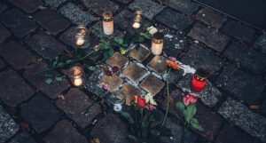 Danas je dan sjećanja na žrtve Holokausta: Čvrsto stati protiv mržnje i netrpeljivosti