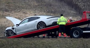 Utrka prethodila tragediji? Vozaču BMW X5 se bore za život, suvozač preminuo