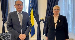 Sastali se Turković i Schmidt: Potrebna puna funkcionalnost i efikasnost Vijeća ministara