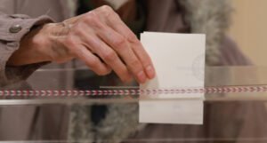 U Srbiji počelo glasanje na referendumu za promenu Ustava