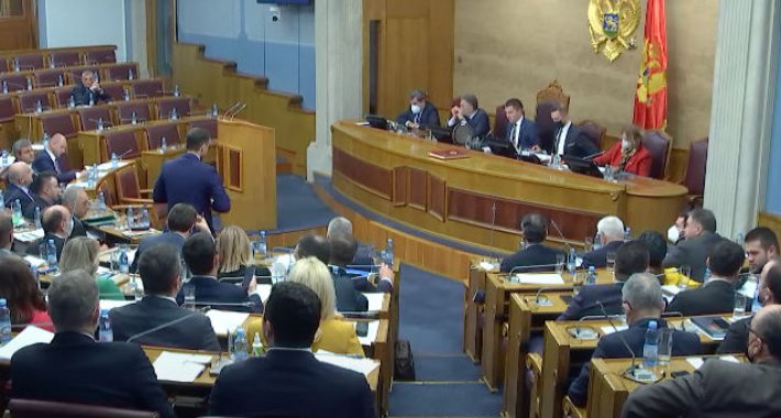 Aleksa Bečić razriješen funkcije predsjednika Skupštine Crne Gore