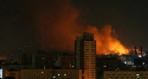 Ruske rakete pale na dječju bolnicu u Kijevu, strahuje se da ima poginulih