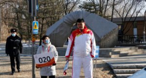 Olimpijska baklja krenula iz Pekinga