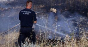 Veliki broj požara u Hercegovini, izgorjela veća površina Hutovog blata