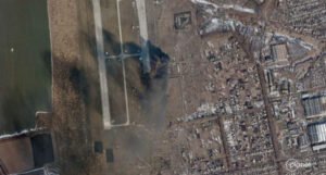Objavljena satelitska snimka napada na zračnu bazu kod Harkiva