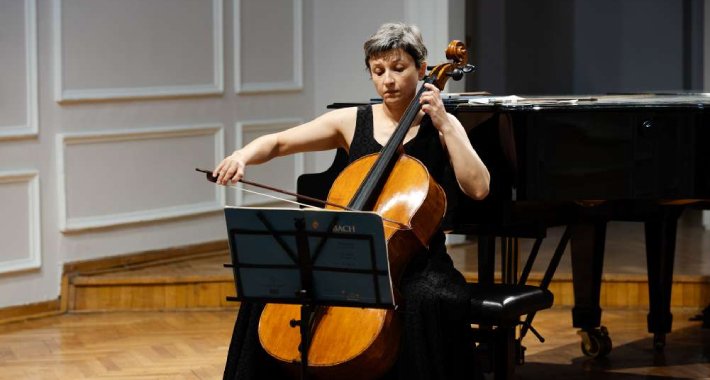 Na Muzičkoj akademiji UNSA upriličen recital violončelistice Belme Alić