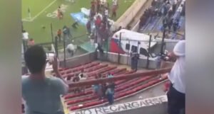 Masovna tuča i neredi na fudbalskom meču, mediji javljaju da ima 17 mrtvih