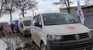 Dramatično upozorenje Crvenog križa: Stotine hiljada civila u Mariupolju čeka najgori scenarij