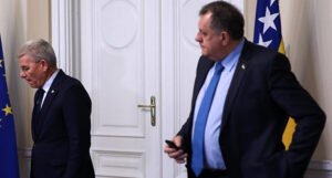 Dodik zatražio ostavku Džaferovića: Ako ne ode sam pokrenut ću njegovu smjenu
